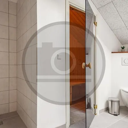 Ferienhaus Amazing In W/ Sauna And 4 Bedrooms Blåvand